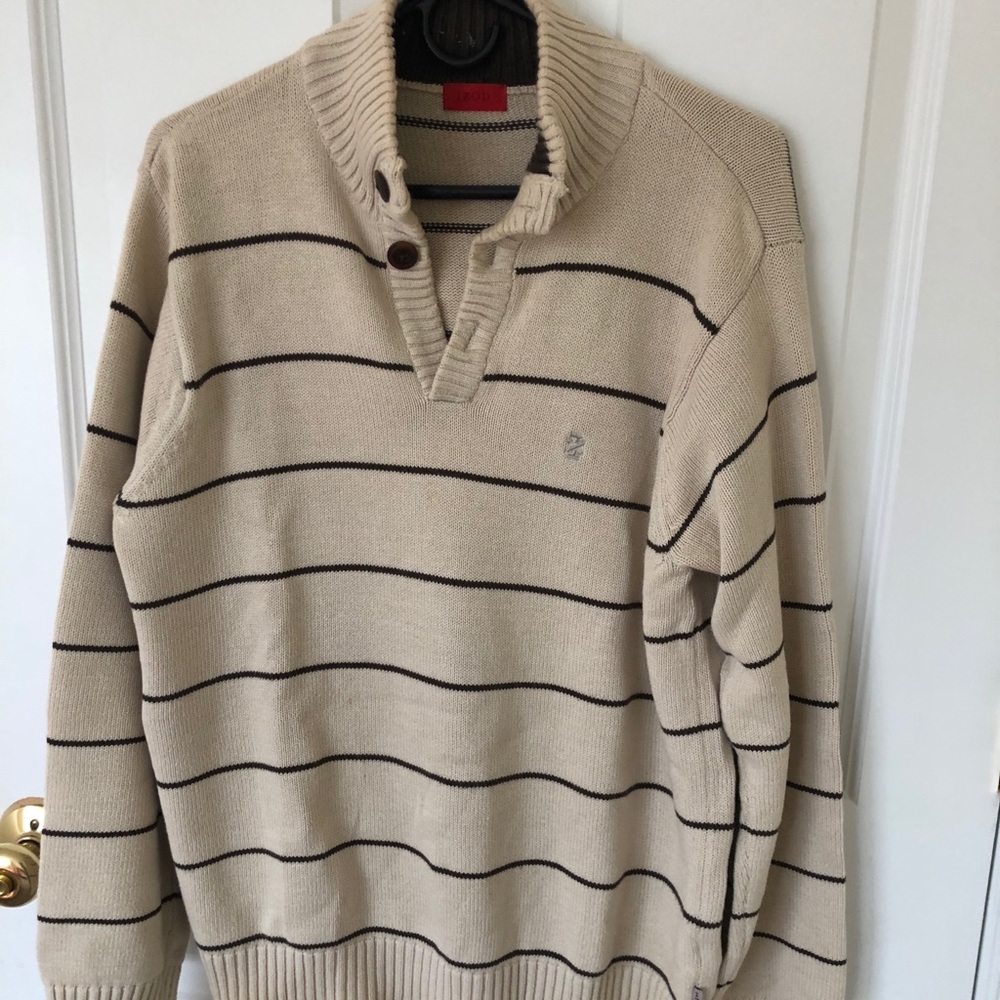 Izod sweater